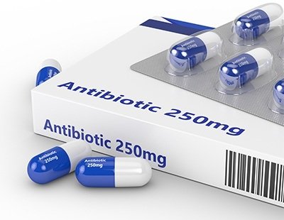 Atridox antibiotic is applied to eliminate bacteria hiding in spaces between teeth and gums